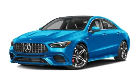 Noleggio Mercedes-AMG CLA 45 (Automatico, 2.1 L Benzina) ad Alicante