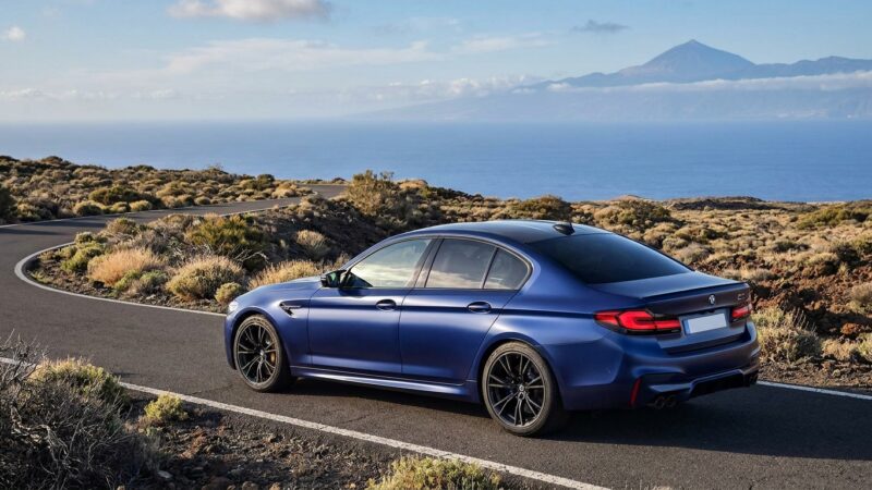 BMW M5 Competition Tenerife: Prova su Strada