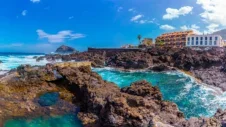Piscine naturali di El Caleton: Una fuga rinfrescante nella natura selvaggia e incontaminata