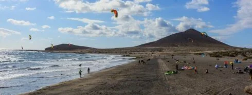 El Medano: Una vivace cittadina costiera incentrata sul surf a Tenerife