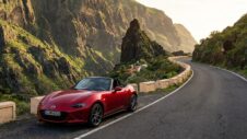 Mazda MX-5 Cabrio 2.0: Prova su Strada a Tenerife