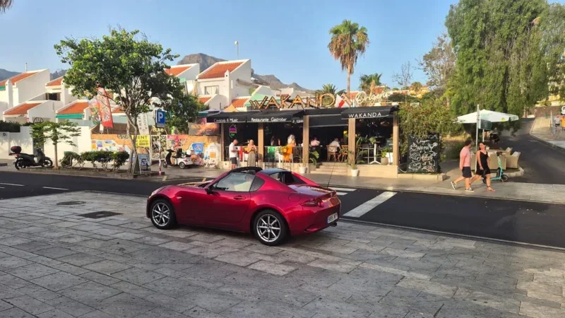 Noleggio Mazda MX-5 a Tenerife: Tutti e Tre i Modelli (RF 1.5, 2.0 Manuale & Automatico)