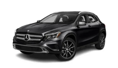 Noleggio Mercedes-Benz GLA-Class (Automatico, 2.0 L Benzina) a El Hierro