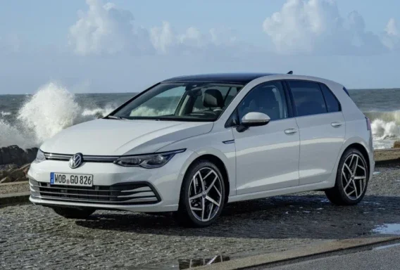 Volkswagen Golf (Manuale, 1.4 L, 5 posti)