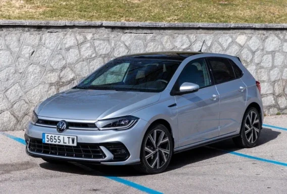 Volkswagen Polo (Automatico, 1.2 L, 5 posti)