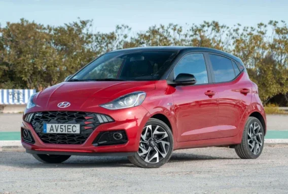 Hyundai i10 (Automatico, 1.0 L, 5 posti)