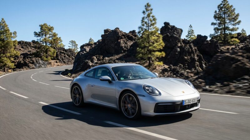 Porsche 911 Carrera 4S: Prova su Strada a Tenerife
