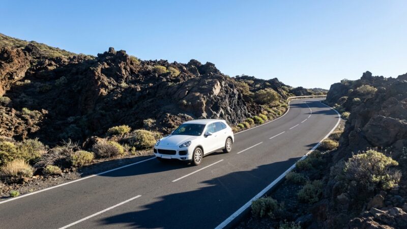 Porsche Cayenne E-Hybrid Prova su Strada a Tenerife