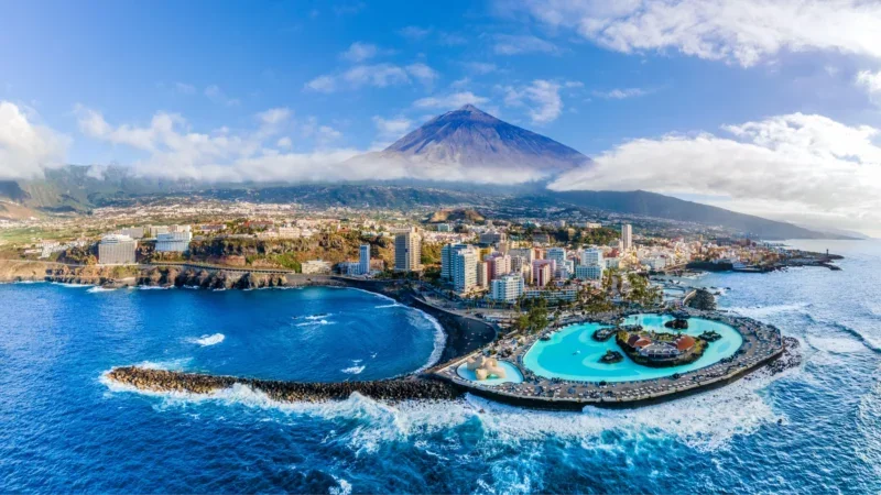 Puerto de la Cruz: Un'incantevole miscela di storia, bellezza naturale e vibrante cultura
