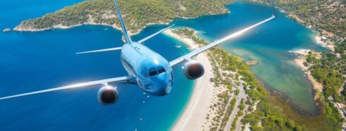 I viaggi aerei in Spagna si avviano verso la piena ripresa, favorendo l'industria dell'autonoleggio e il turismo estivo